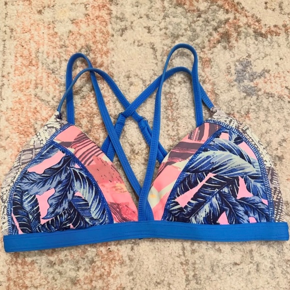 Maaji Swim Top Size Large - Picture 1 of 2